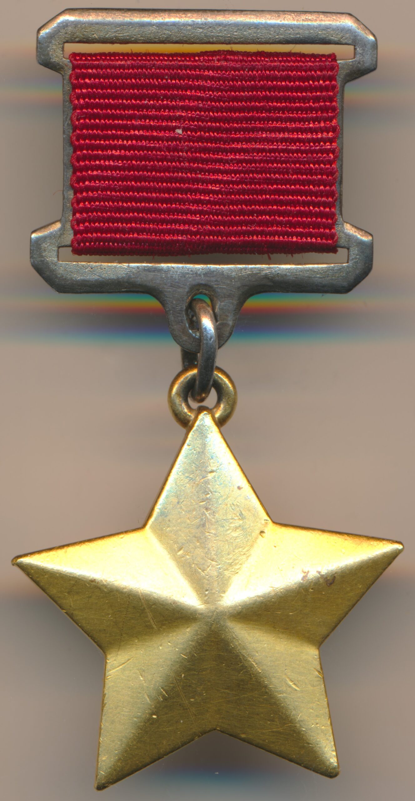 thumbnail image 2 of Soviet Union Socialist Labor Hero Medal - CCCP Russia Gold Star 2 of 12