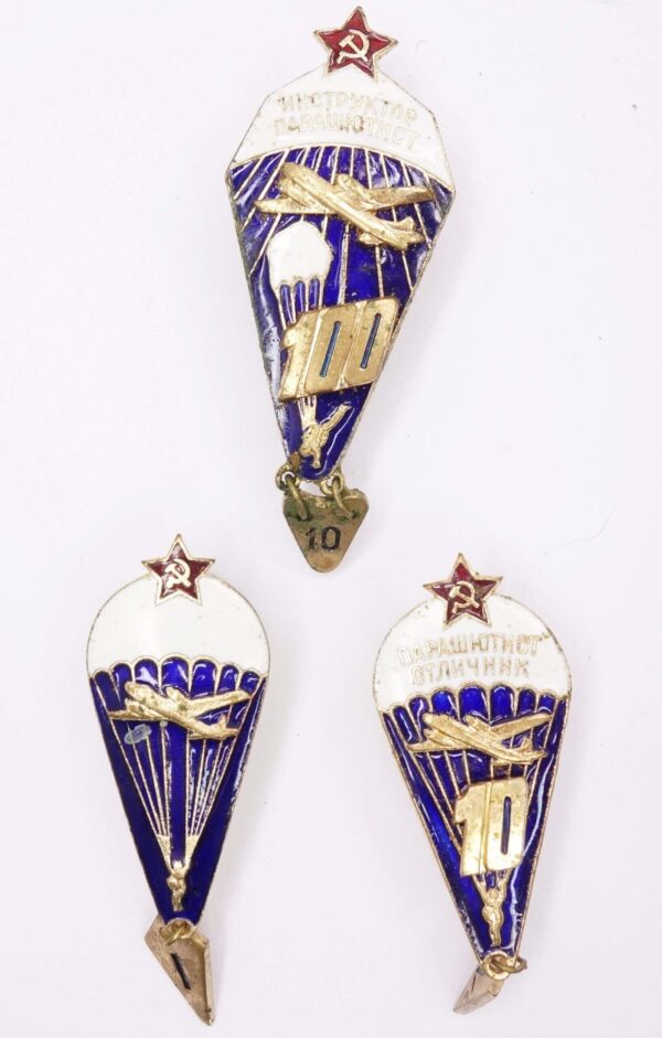 Soviet Parachute badges