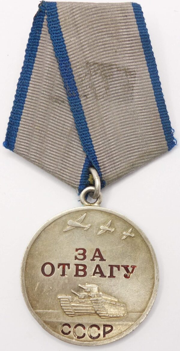 Medal for Courage to a Partisan