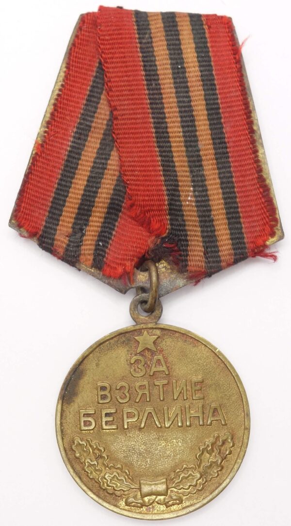 Soviet Medal for the Capture of Berlin round eyelet