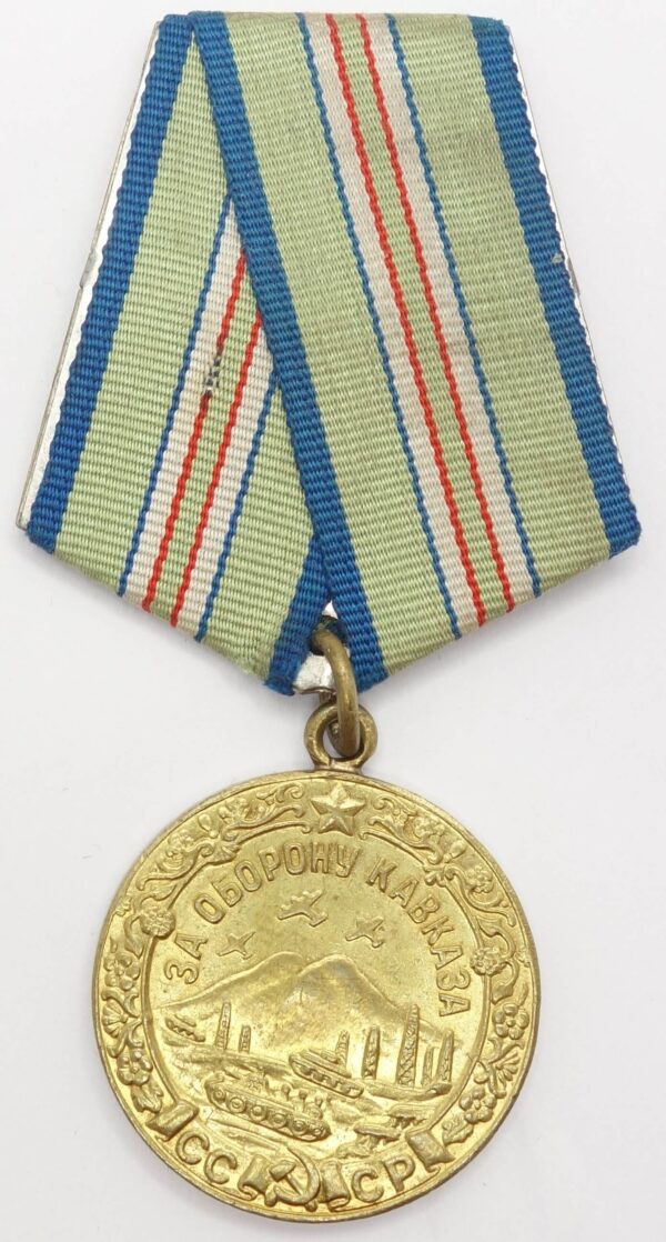 Group to a Hero of the Soviet Union #6580 with document, medals and badges - Image 13