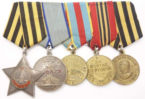 Group of a Soviet Order of Glory