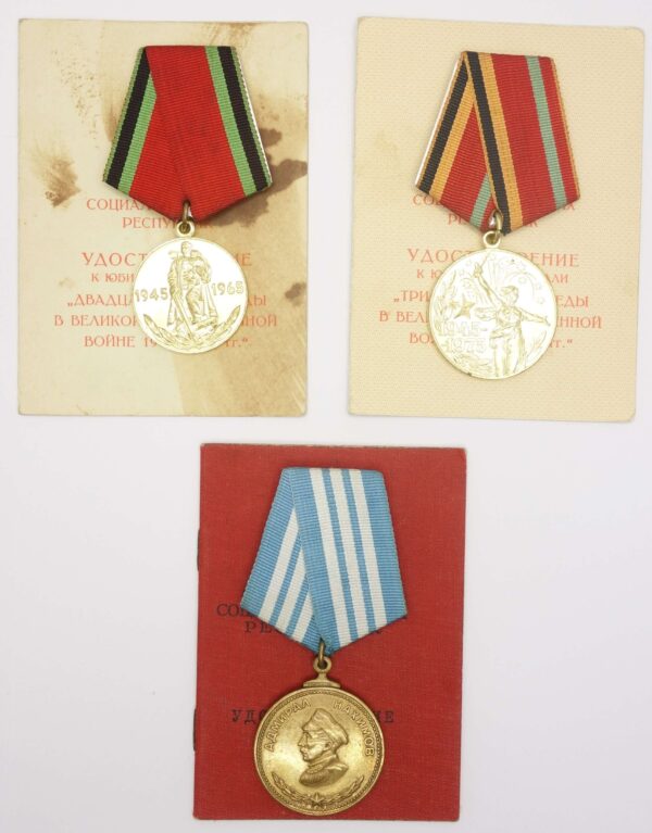 Medal of Nakhimov with document