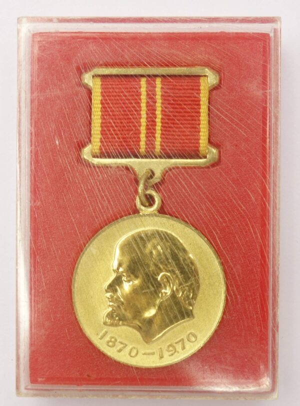 Medal for the Commemoration of the 100th Anniversary of Lenin to Foreigners