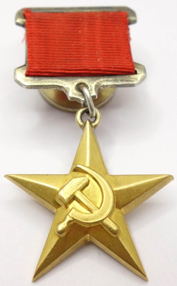 Soviet Hero of Socialist Labor #4993 - Image 5