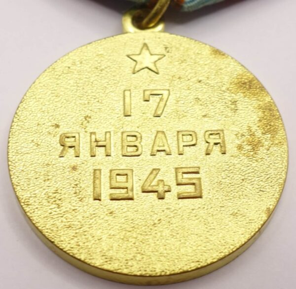 Soviet Medal for the Liberation of Warsaw variation 4 'Voenkomat' - Image 10