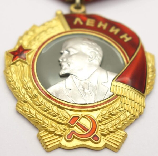 Soviet Order of Lenin #415924 - Image 7