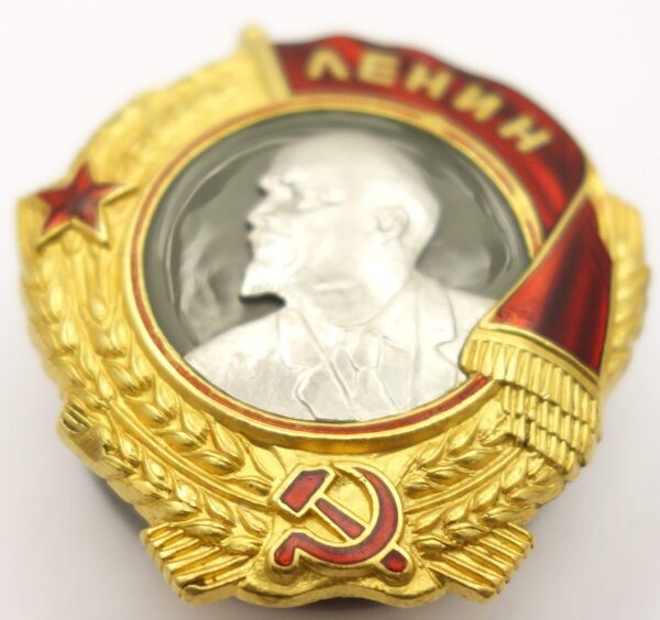 Soviet Order of Lenin #1753 (Reissue for a Lenin 'Gold Head') - Image 5