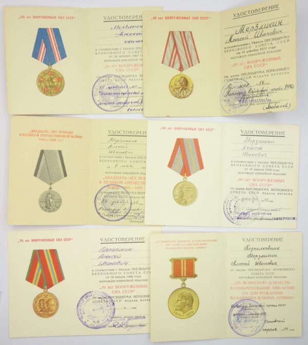 Documented group of an Order of the Patriotic War 2nd class #927201, 1st class #970389, Medal for Combat Merit and much more - Image 37