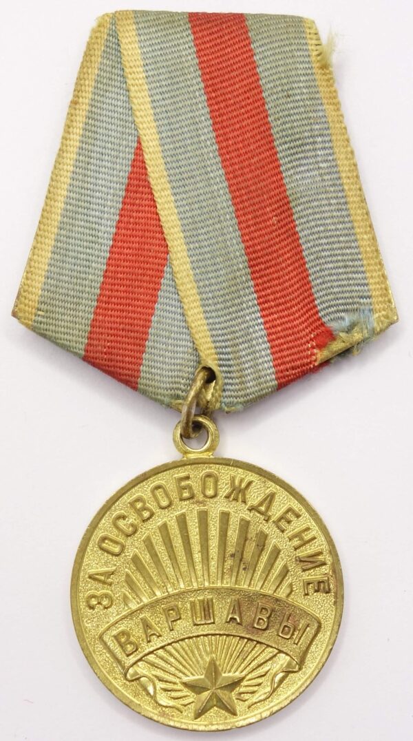Soviet Medal for the Liberation of Warsaw variation 4 (Voenkomat) with document - Image 2