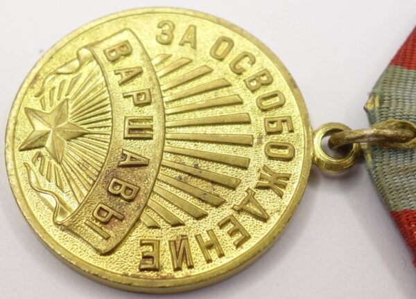 Soviet Medal for the Liberation of Warsaw variation 4 (Voenkomat) with document - Image 9