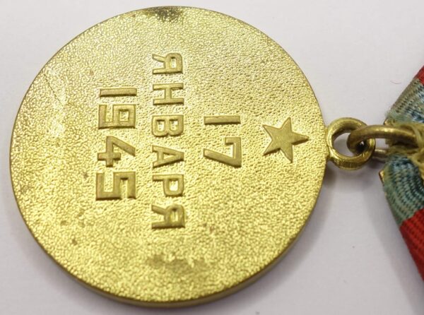 Soviet Medal for the Liberation of Warsaw variation 4 (Voenkomat) with document - Image 12