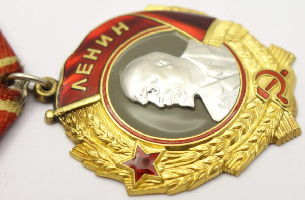 Soviet Order of Lenin #366356 - Image 9