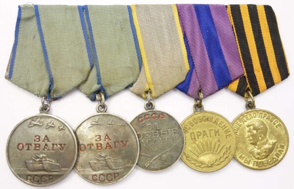 group of an Order of the Red Star and Bravery Medals USSR