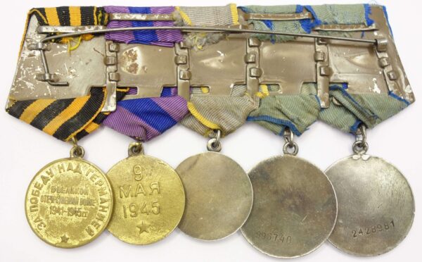 group of an Order of the Red Star and Bravery Medals USSR