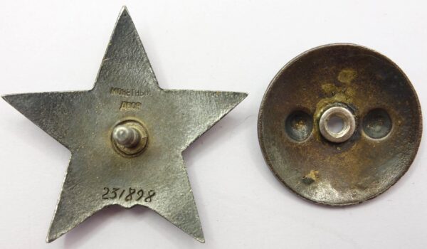 Group of 3 Red Stars to fighter pilot