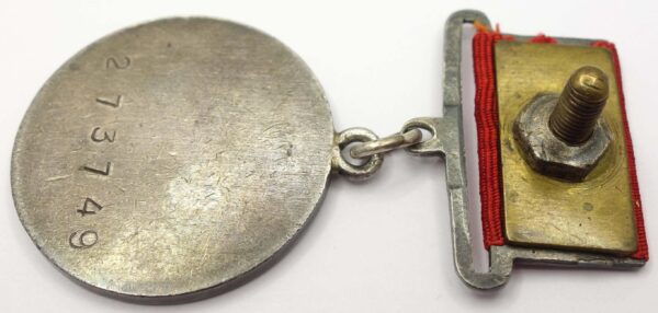 Documented Group of Soviet awards: Order of the Patriotic War 2nd class #337750, Red Star #649854 & #3261371, Medal for Combat Merit #273749 + more - Image 42