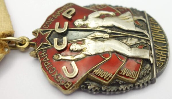 Soviet Order of the Badge of Honor #482342 - Image 9