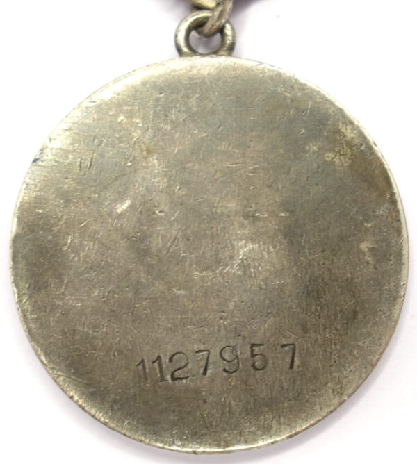Complete documented group of an Order of Glory 2nd class #1915, 3rd class #27282 and two Medals for Bravery #1127957 and #1528867 - Image 29