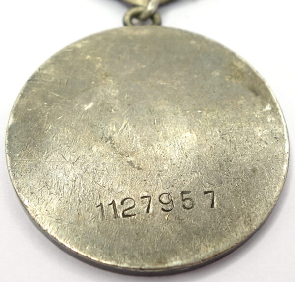 Complete documented group of an Order of Glory 2nd class #1915, 3rd class #27282 and two Medals for Bravery #1127957 and #1528867 - Image 34