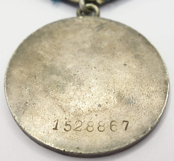 Complete documented group of an Order of Glory 2nd class #1915, 3rd class #27282 and two Medals for Bravery #1127957 and #1528867 - Image 44