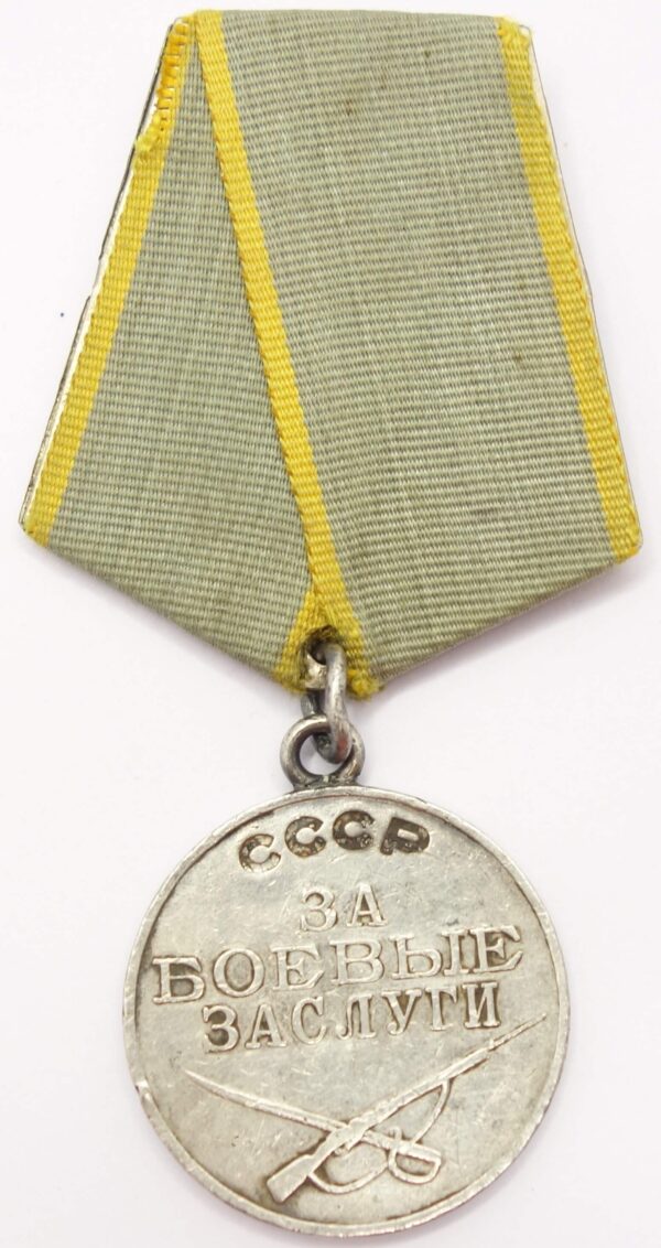 Group of two Medals for Combat Merit #692513 & 2609910 and several documents - Image 2