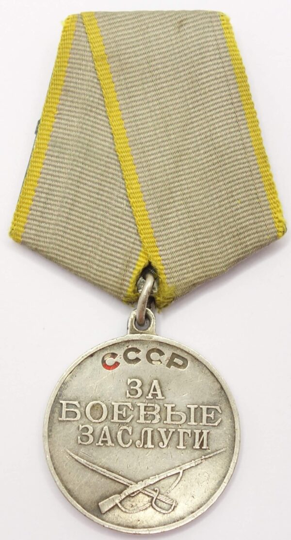 Group of two Medals for Combat Merit #692513 & 2609910 and several documents - Image 12