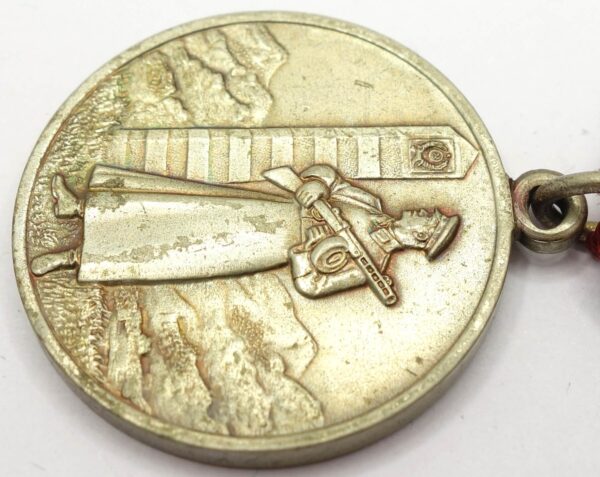 Medal for Distinction in Guarding the State Border Post Soviet Issue 1992-1994 - Image 8