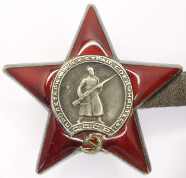 Group of two Soviet Orders of the Red Star #1516323 + #3420901 on improvised suspension bar - Image 8