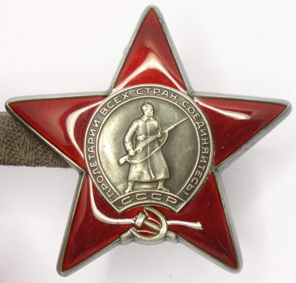 Group of two Soviet Orders of the Red Star #1516323 + #3420901 on improvised suspension bar - Image 12