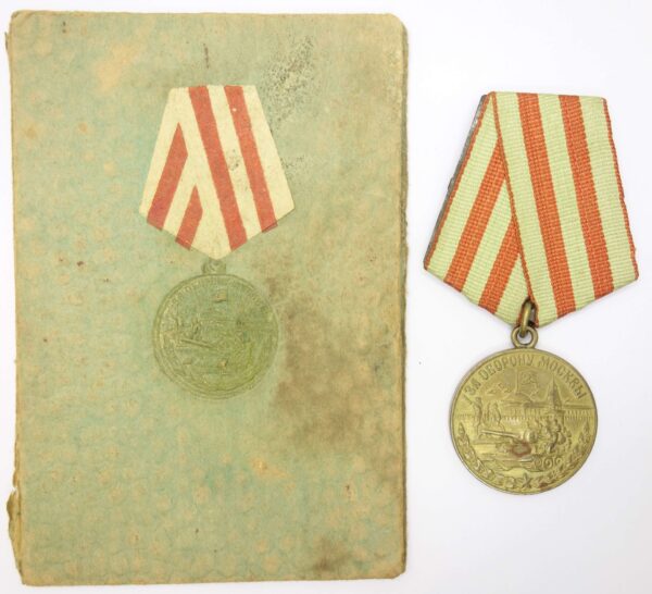 Soviet Medal for the Defense of Moscow with rare booklet