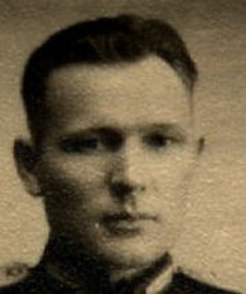 Documented Groups of Soviet awards to a husband and wife: Patriotic War 2nd class #312776, Red Stars #778576, #1080008, #3098090 - Image 40