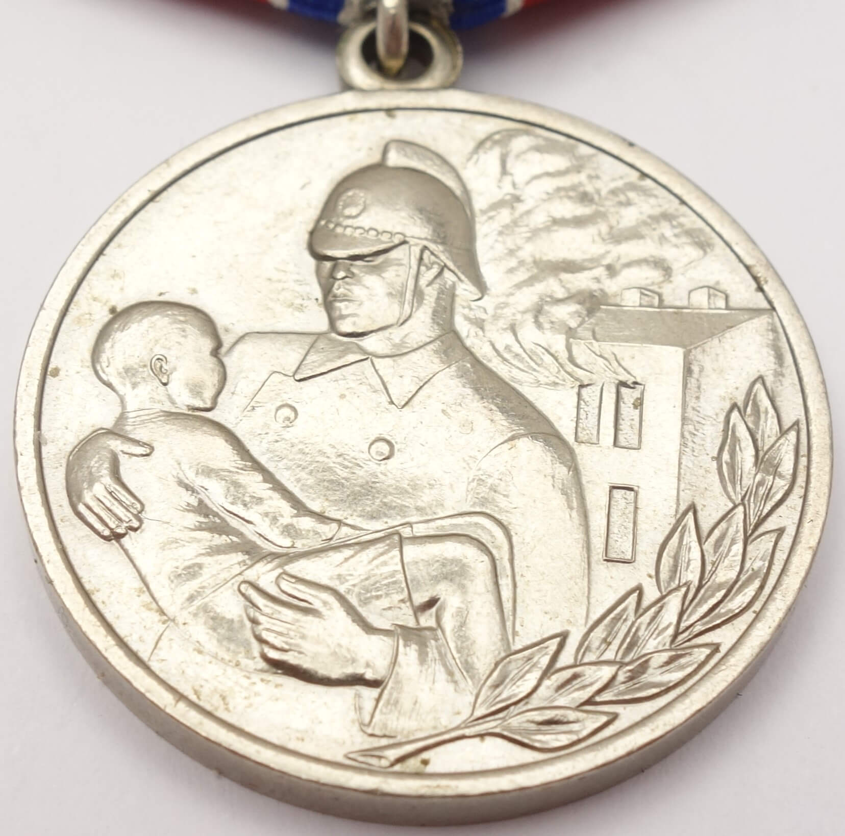 Soviet Medal for Courage in a Fire - Image 10
