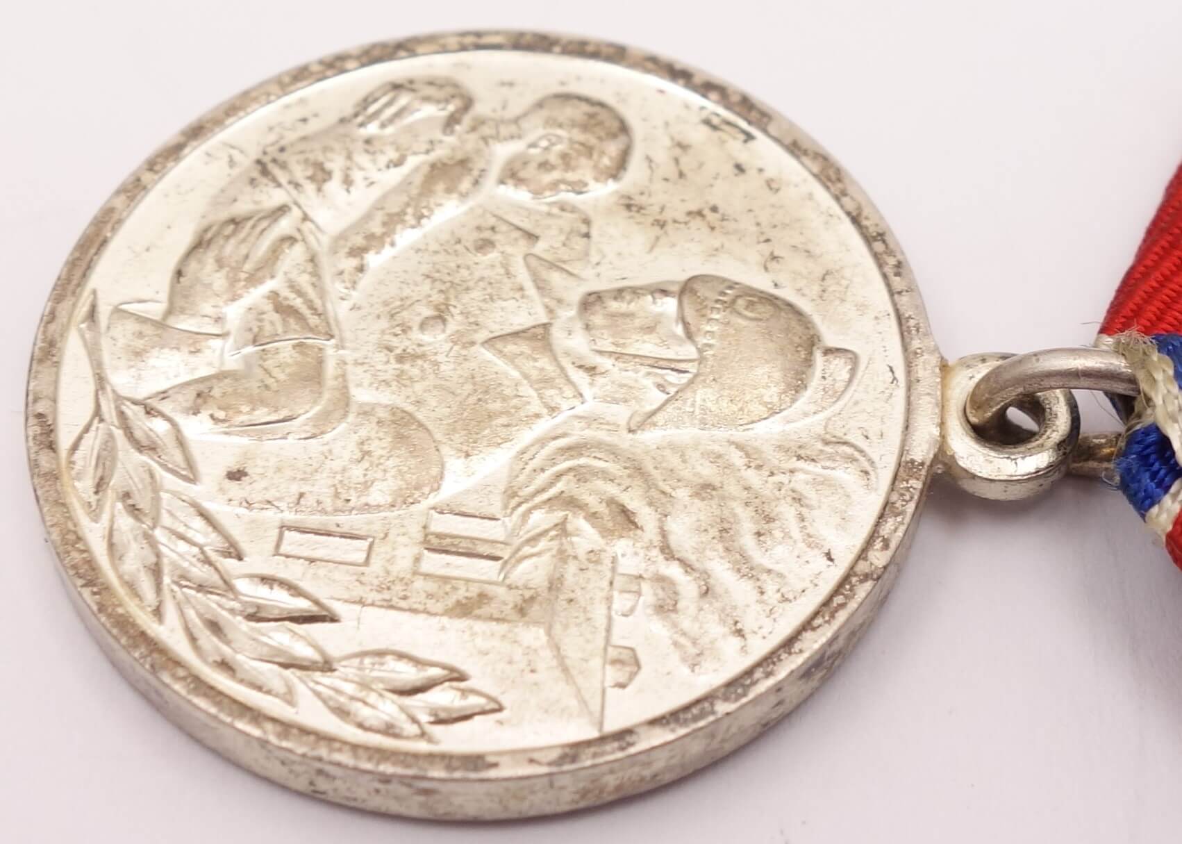 Soviet Medal for Courage in a Fire with document - Image 12